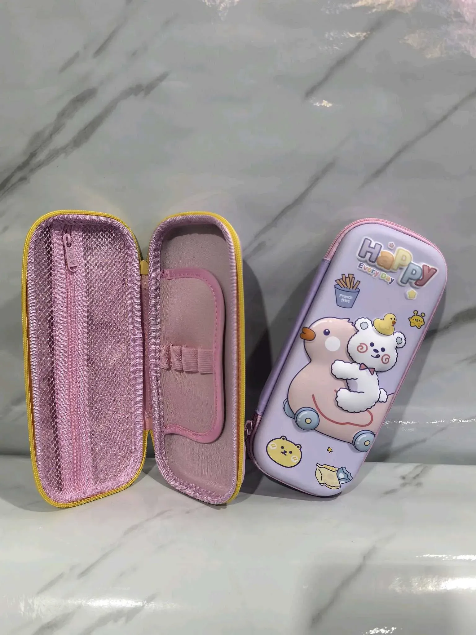 Caja De Lápices Con Diseño 3D